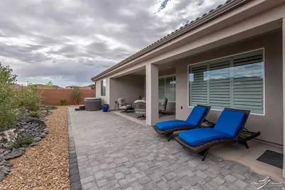 2046 N Vista Dr, Washington, UT 84780 - Photo 37