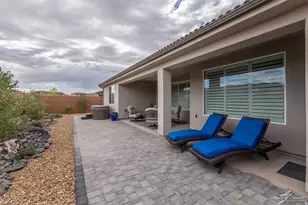 2046 N Vista Dr, Washington, UT 84780 - Photo 37