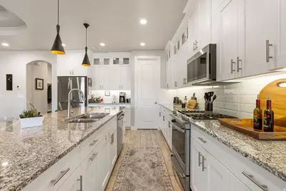 2046 N Vista Dr, Washington, UT 84780 - Photo 13