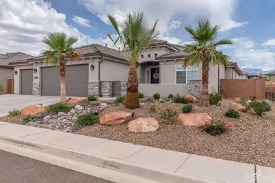 2046 N Vista Dr, Washington, UT 84780 - Photo 43