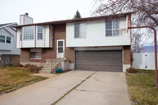 680 W 2350 N, West Bountiful, UT 84087 - Photo 1