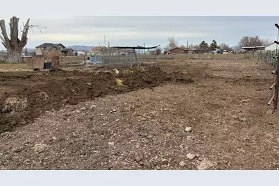 6167 S 2800 W, Lake Shore, UT 84660 - Photo 13