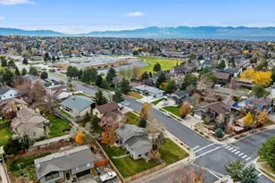 8931 S Quail Hollow Dr, Sandy, UT 84093 - Photo 35