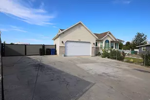 3506 W Ott Dr S, Taylorsville, UT 84129 - Photo 3