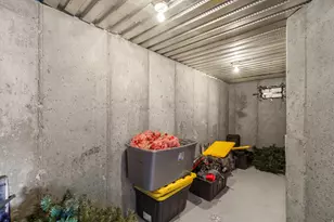 4367 W 5300 S, Hooper, UT 84315 - Photo 33