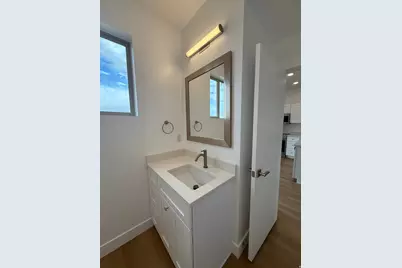 1336 E Lone Rock View Dr, Big Water, UT 84741 - Photo 5