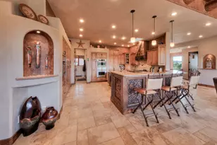 100 S Joe Wilson Dr, Moab, UT 84532 - Photo 25