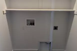 875 S Depot St, Clearfield, UT 84015 - Photo 9