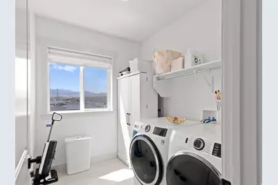 1883 W Olympus Dr, Saratoga Springs, UT 84045 - Photo 9