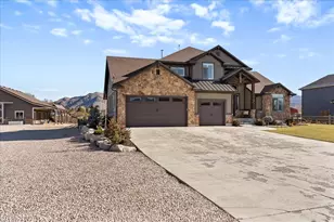 560 S 8600 E, Huntsville, UT 84317 - Photo 3