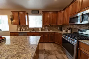 127 N Balsam Wy, Price, UT 84501 - Photo 9