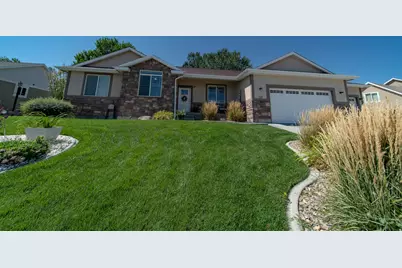 127 N Balsam Way, Price, UT 84501 - Photo 3