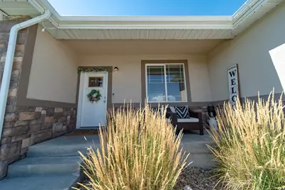 127 N Balsam Way, Price, UT 84501 - Photo 5