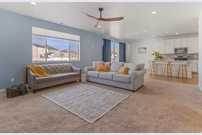 5492 North Yeager Ln N, Eagle Mountain, UT 84005 - Photo 9