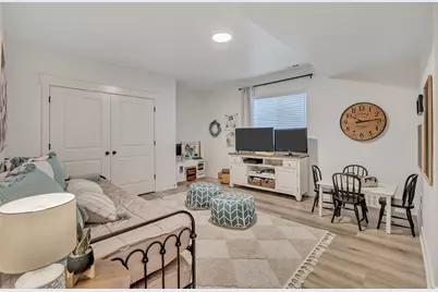 317 W Founders Blvd, Saratoga Springs, UT 84045 - Photo 31