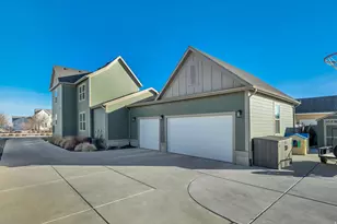 317 W Founders Blvd, Saratoga Springs, UT 84045 - Photo 3
