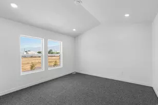 1075 W Audrey Ln S, Woods Cross, UT 84087 - Photo 13