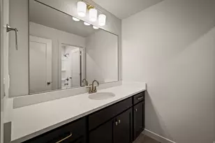 1072 W Audrey Ln S, Woods Cross, UT 84087 - Photo 17