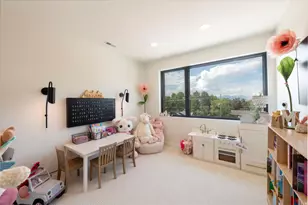 4445 S Holladay Park Ln, Holladay, UT 84124 - Photo 11