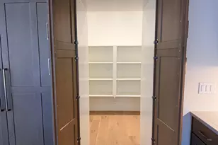 4445 S Holladay Park Ln, Holladay, UT 84124 - Photo 21