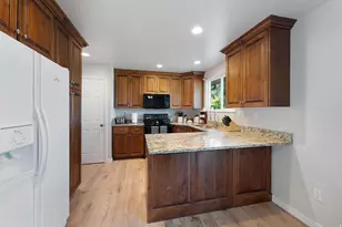 2010 W 13550 S, Riverton, UT 84065 - Photo 7