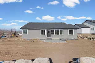 886 E 100 S, Mount Pleasant, UT 84647 - Photo 35