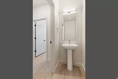 818 W Ivywell Ln #215, North Salt Lake, UT 84054 - Photo 21
