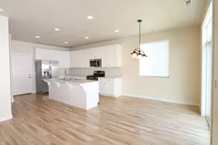 1874 W Parkview Dr, Syracuse, UT 84075 - Photo 5