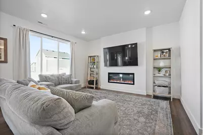 374 S 650 W, American Fork, UT 84003 - Photo 3