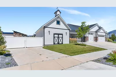 583 E Parker Pl, Vineyard, UT 84059 - Photo 3