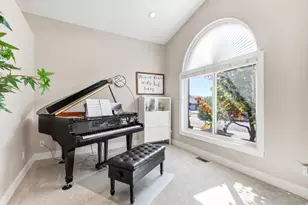 383 S 950 W, Layton, UT 84041 - Photo 15