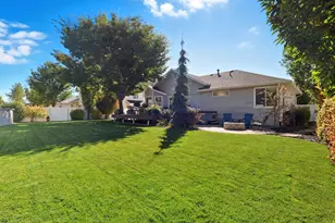 383 S 950 W, Layton, UT 84041 - Photo 35