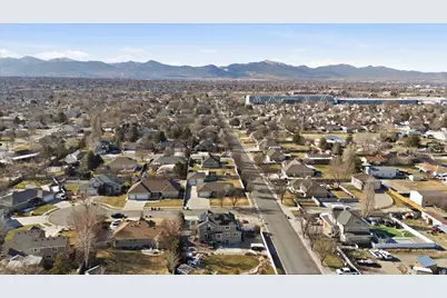 9449 S 2805 W, South Jordan, UT 84095 - Photo 51