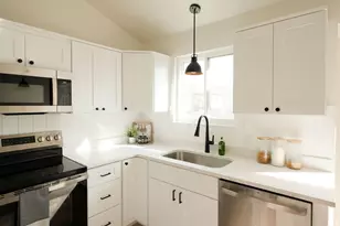 1012 W 2525 N, Layton, UT 84041 - Photo 23