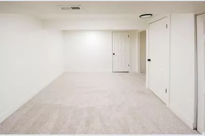 1012 W 2525 N, Layton, UT 84041 - Photo 13