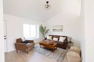 1012 W 2525 N, Layton, UT 84041 - Photo 3