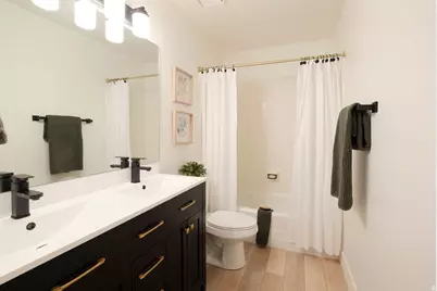 1012 W 2525 N, Layton, UT 84041 - Photo 33