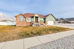 3942 N 2650 W, Farr West, UT 84404 - Photo 49