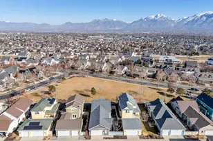 10774 S Navarro Way, South Jordan, UT 84095 - Photo 47