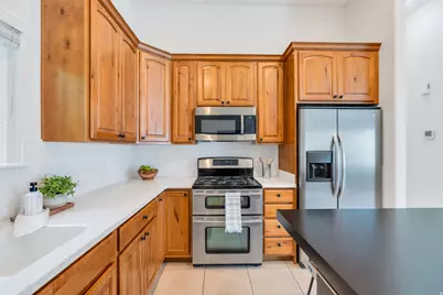 10774 S Navarro Way, South Jordan, UT 84095 - Photo 13