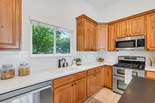 10774 S Navarro Way, South Jordan, UT 84095 - Photo 29