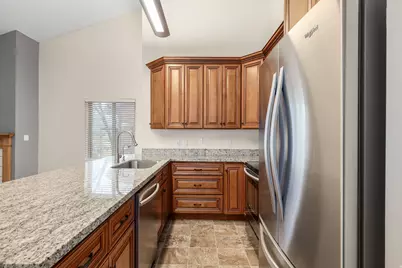 9153 S Jefferson Pl, Sandy, UT 84070 - Photo 21