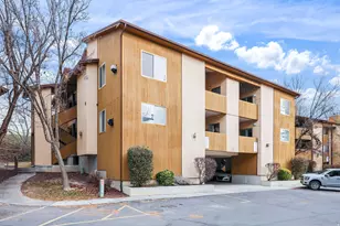 9153 S Jefferson Pl, Sandy, UT 84070 - Photo 1