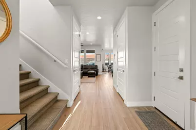 1359 N Paseos St, Washington, UT 84780 - Photo 9