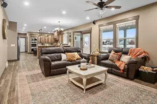 3736 W Hammon Ln S, Syracuse, UT 84075 - Photo 37