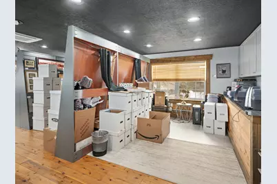 7355 E 200 S, Huntsville, UT 84317 - Photo 25