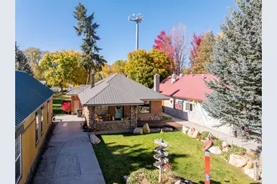 237 S 7400 E, Huntsville, UT 84317 - Photo 3