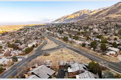 8955 S Wasatch Blvd, Sandy, UT 84093 - Photo 17