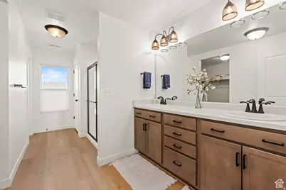 683 E Verdant Dr, Eagle Mountain, UT 84005 - Photo 9