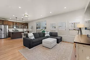 683 E Verdant Dr, Eagle Mountain, UT 84005 - Photo 5